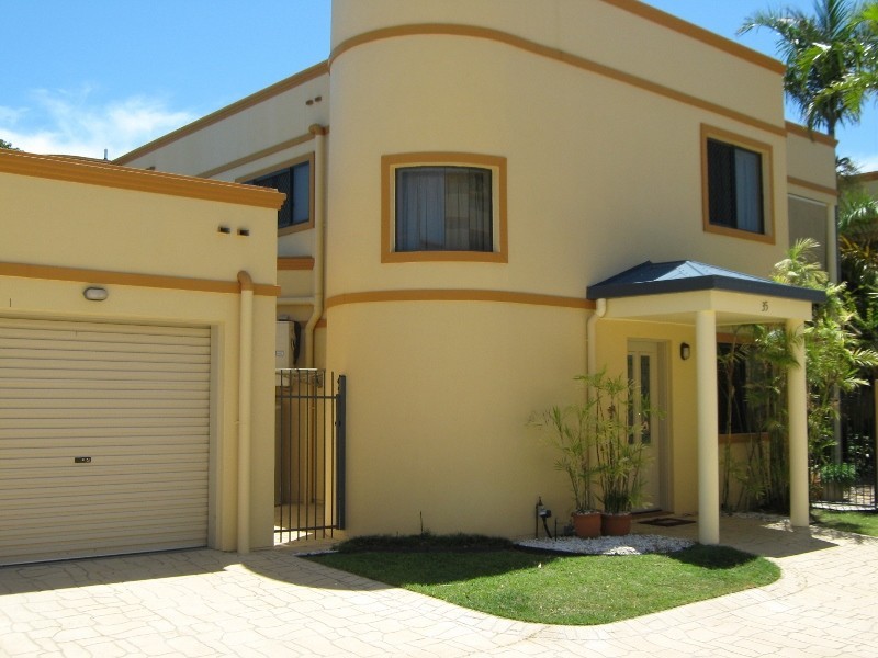 35/33 Elizabeth Street, Urangan QLD 4655