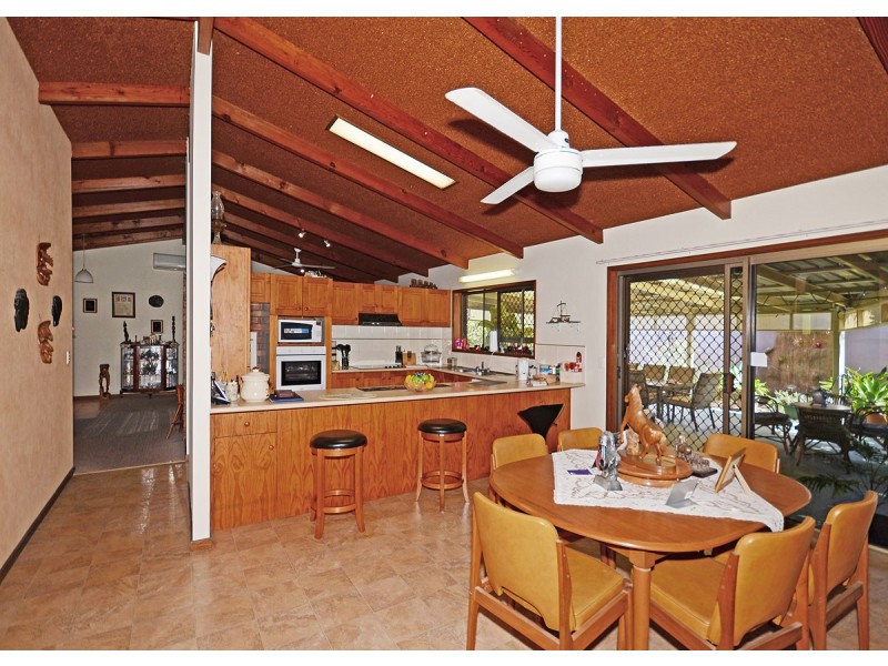 2 Trisha Court, Scarness QLD 4655