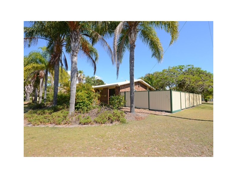 2 Trisha Court, Scarness QLD 4655