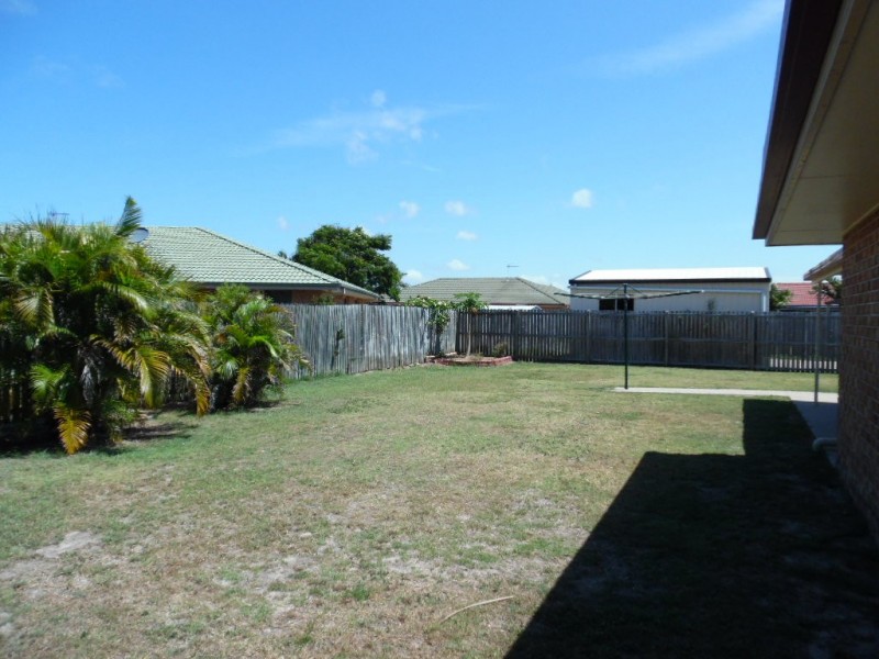 204 Pulgul Street, Urangan QLD 4655
