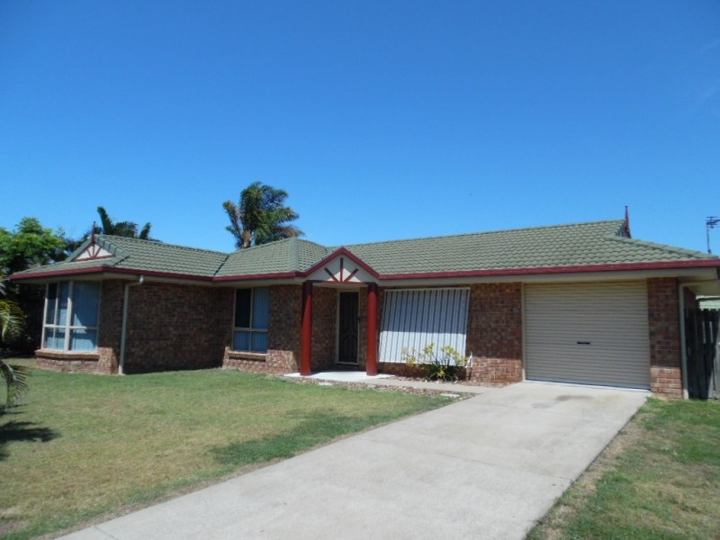 204 Pulgul Street, Urangan QLD 4655