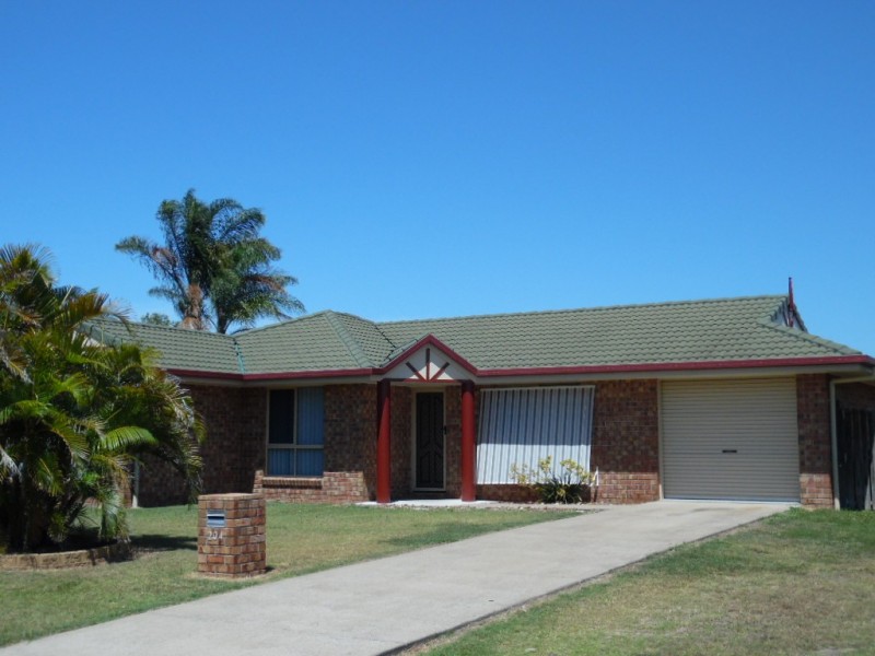 204 Pulgul Street, Urangan QLD 4655