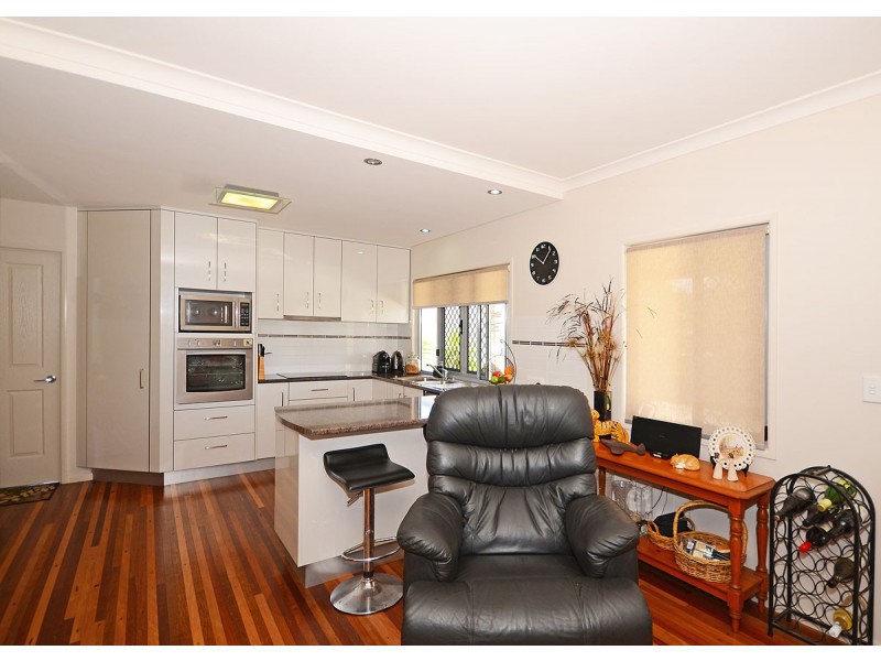 5 Martin Street, Point Vernon QLD 4655