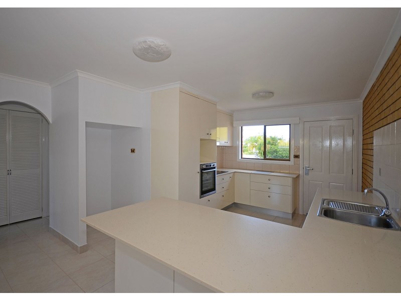 4/6 Witt Street, Torquay QLD 4655