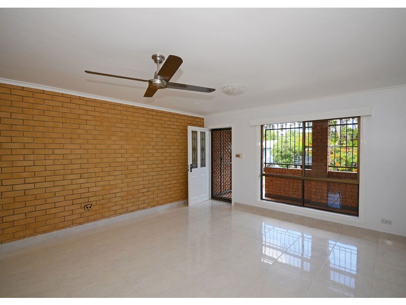 4/6 Witt Street, Torquay QLD 4655