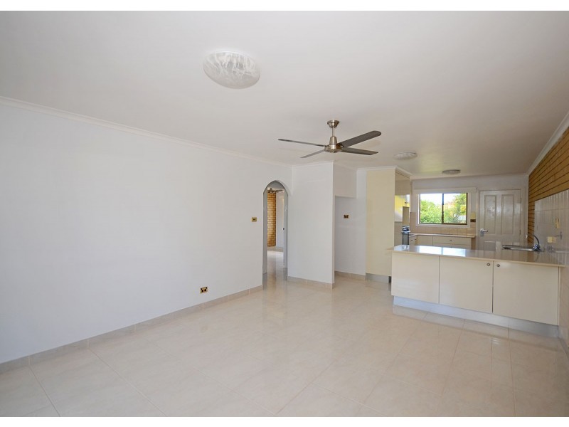 4/6 Witt Street, Torquay QLD 4655