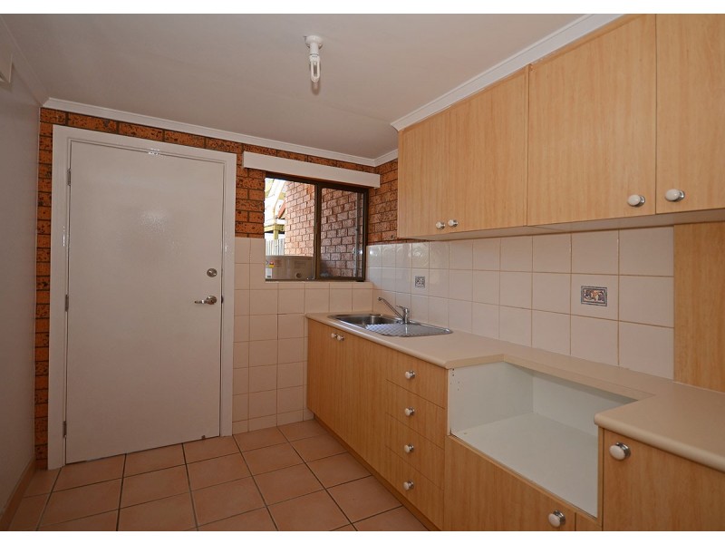 4/6 Witt Street, Torquay QLD 4655