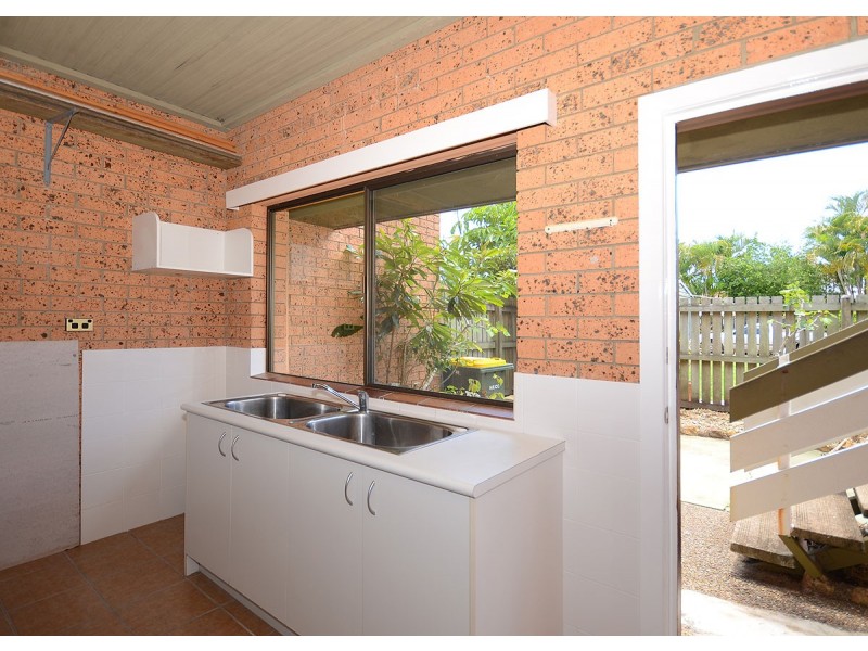 4/6 Witt Street, Torquay QLD 4655