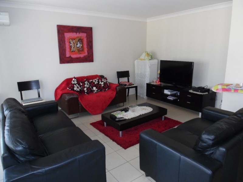 18/1 Ibis Boulevard, Eli Waters QLD 4655