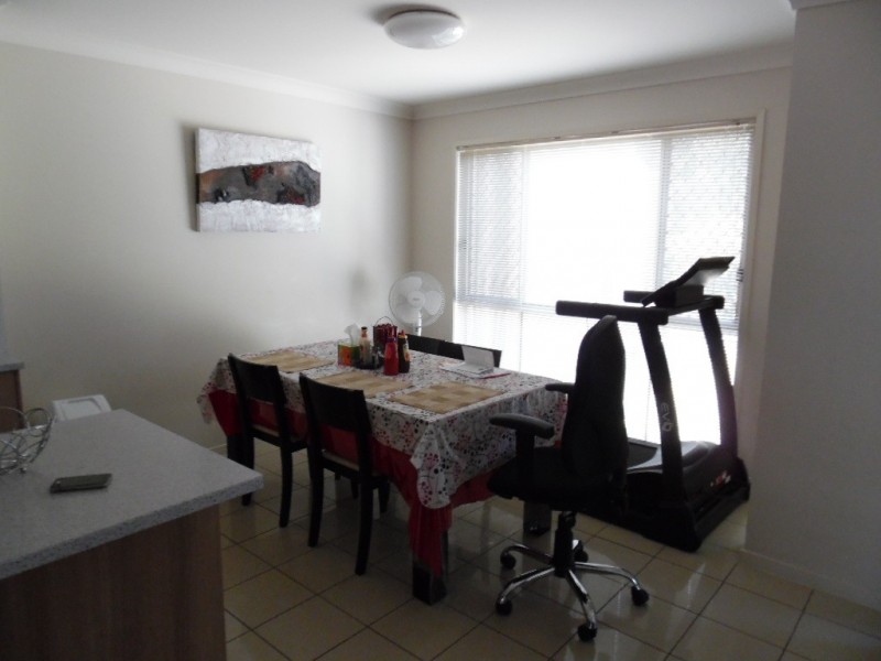 18/1 Ibis Boulevard, Eli Waters QLD 4655