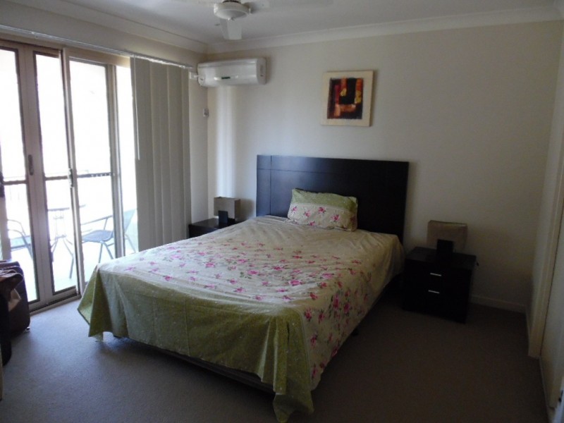 18/1 Ibis Boulevard, Eli Waters QLD 4655