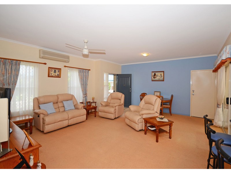 61-34 Elizabeth Street, Urangan QLD 4655