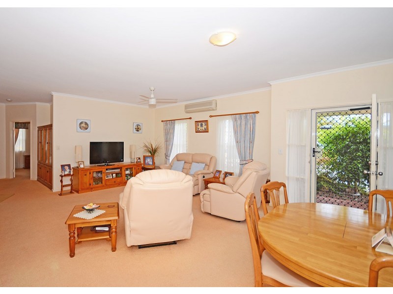 61-34 Elizabeth Street, Urangan QLD 4655