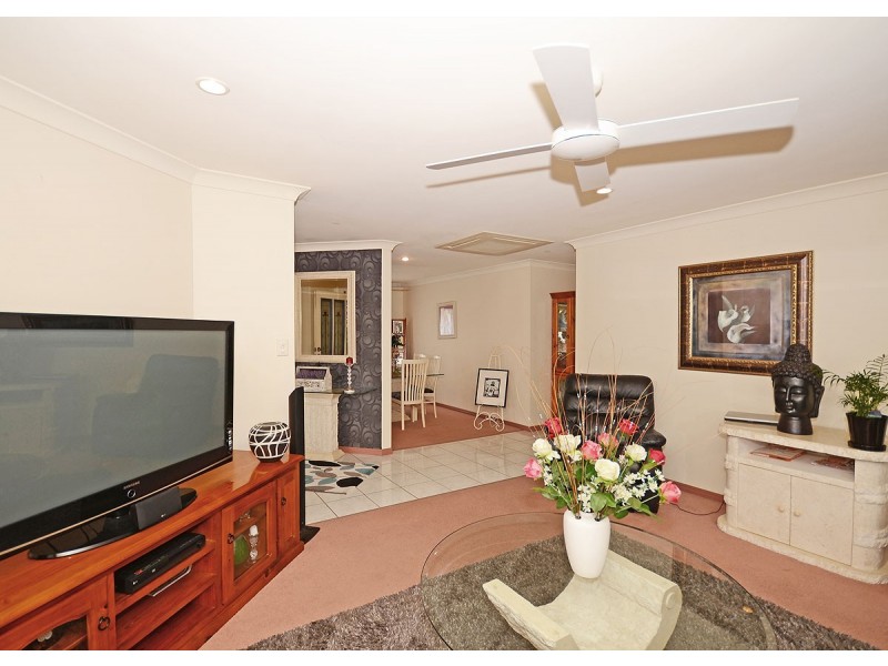 63 Ibis Boulevard, Eli Waters QLD 4655