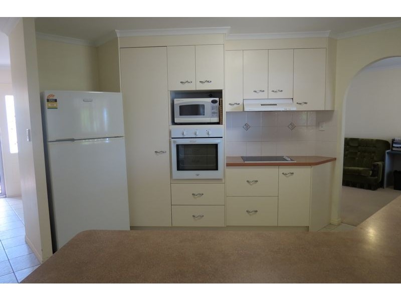 3 Ruddiman Court, Torquay QLD 4655