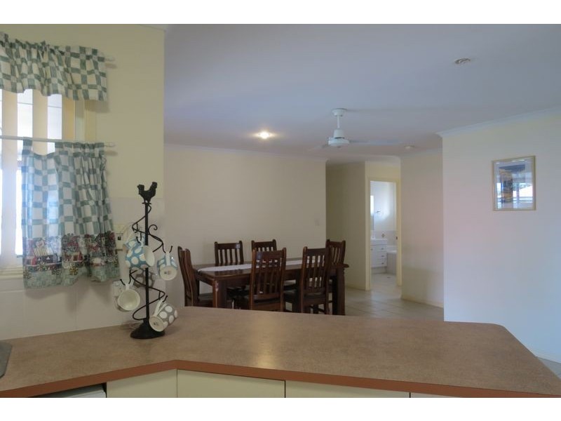 3 Ruddiman Court, Torquay QLD 4655