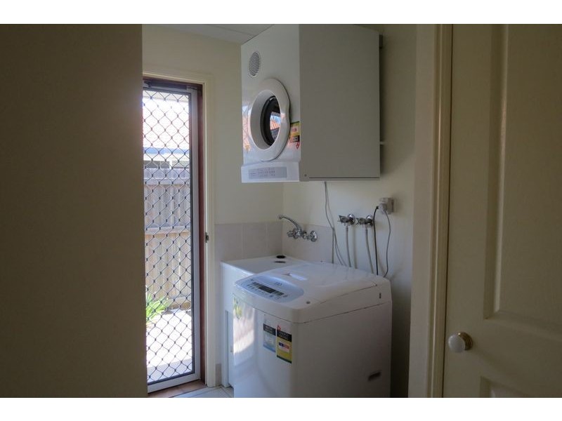 3 Ruddiman Court, Torquay QLD 4655