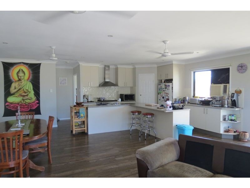 124 Craignish Road, Dundowran QLD 4655