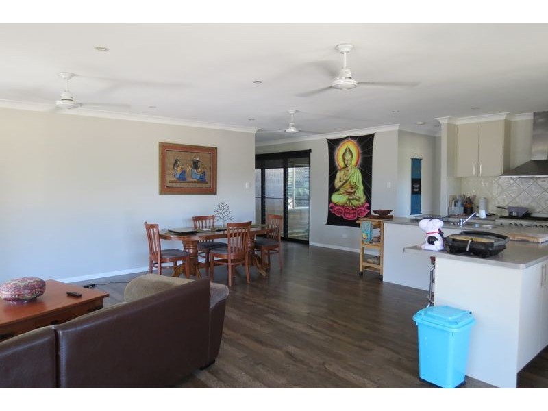 124 Craignish Road, Dundowran QLD 4655