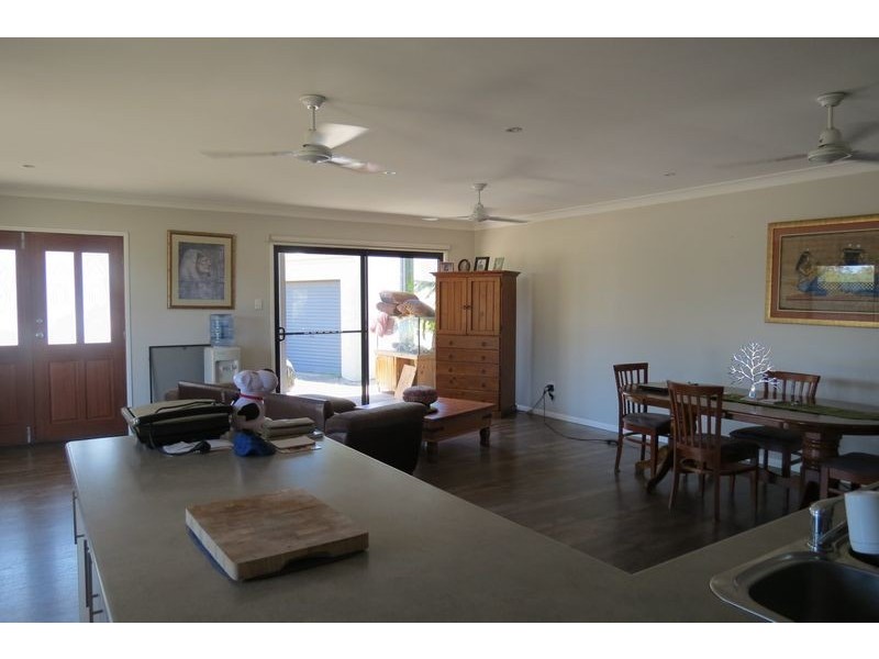 124 Craignish Road, Dundowran QLD 4655