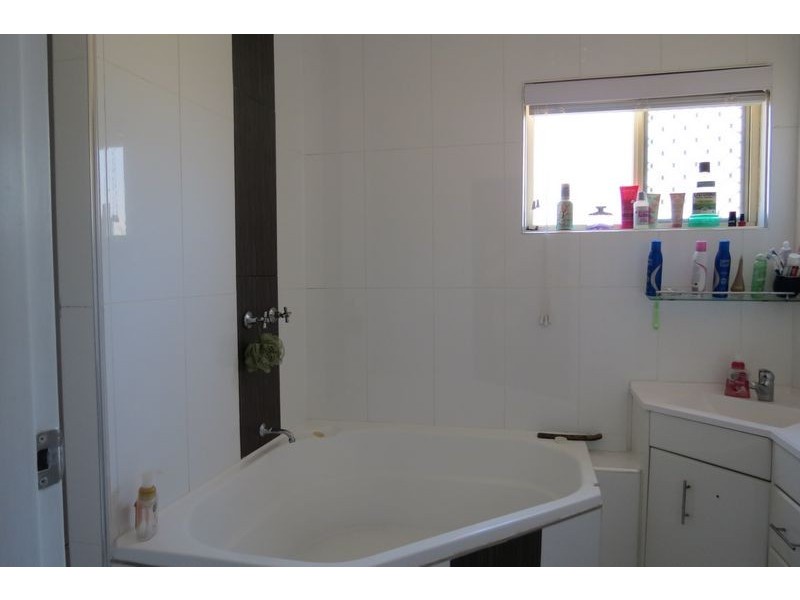 124 Craignish Road, Dundowran QLD 4655