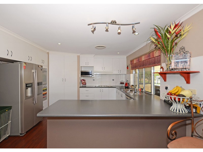 65 Wellington Crescent, Wondunna QLD 4655