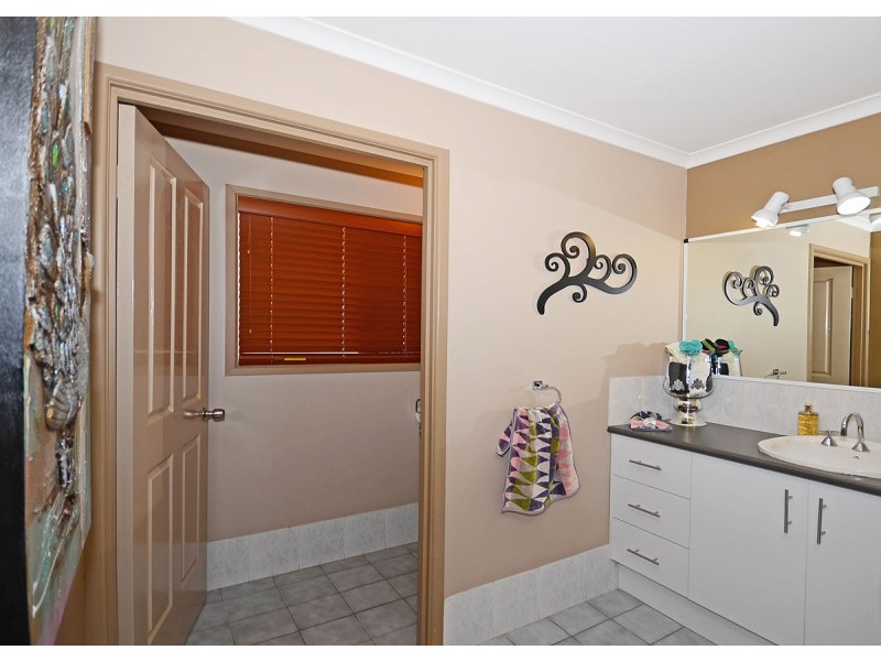 65 Wellington Crescent, Wondunna QLD 4655