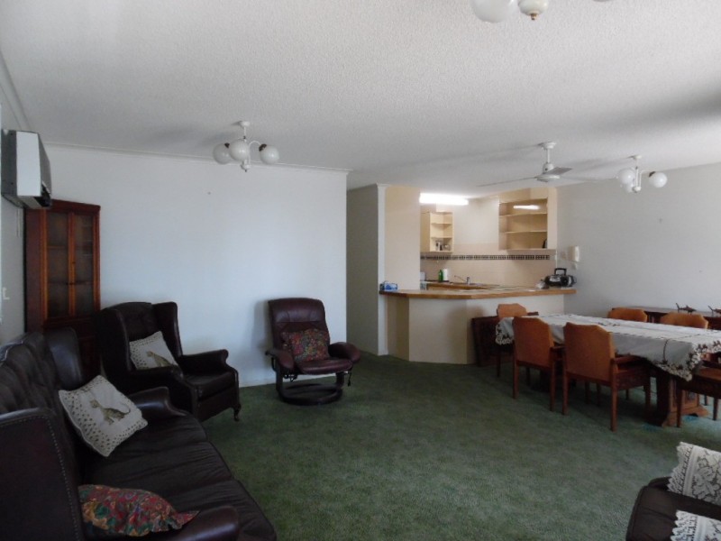 1/367 Esplanade, Scarness QLD 4655