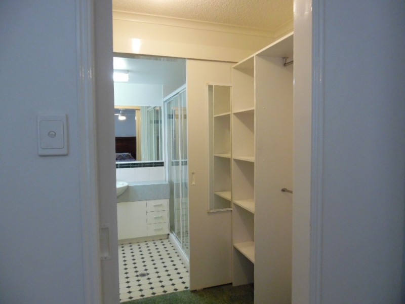 1/367 Esplanade, Scarness QLD 4655