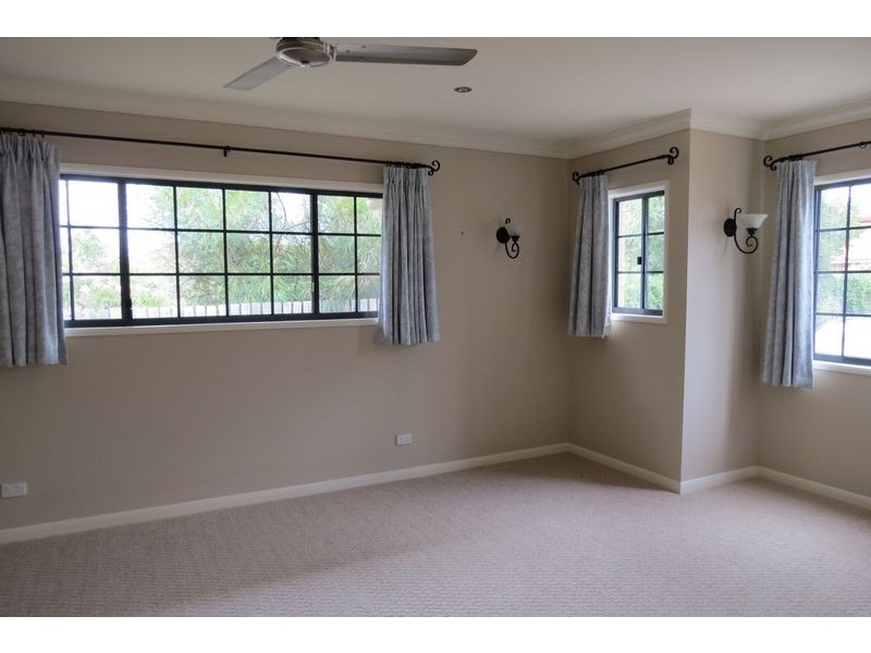 144b Truro Street, Urangan QLD 4655