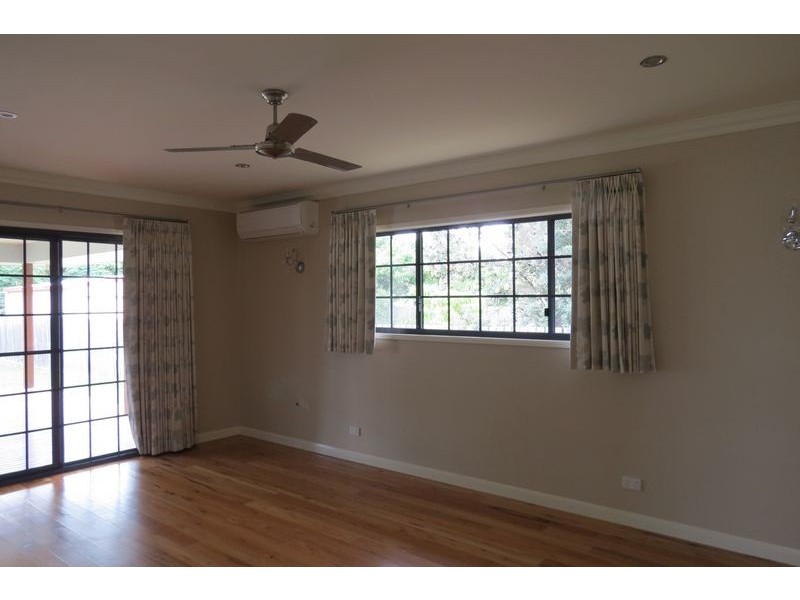 144b Truro Street, Urangan QLD 4655