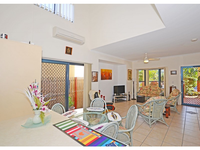 108-34 Elizabeth Street, Urangan QLD 4655