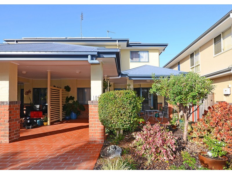 108-34 Elizabeth Street, Urangan QLD 4655