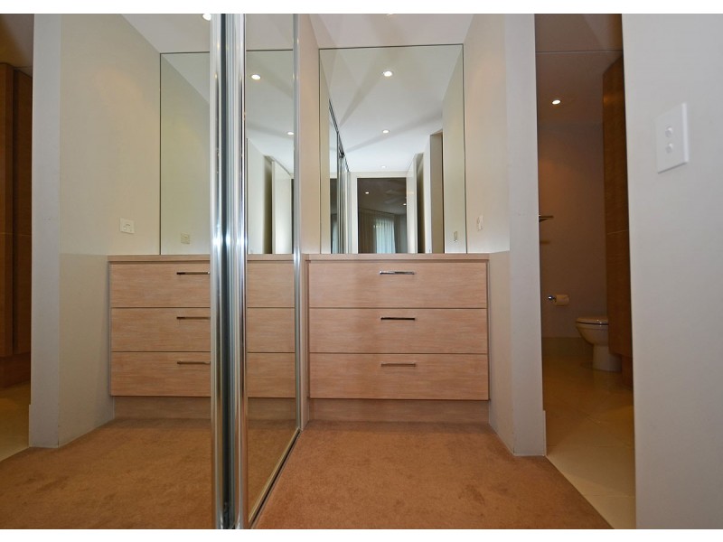 402/468 Esplanade, Torquay QLD 4655