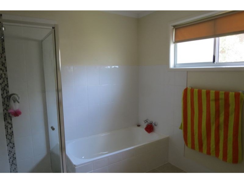 50 Hillcrest Avenue, Scarness QLD 4655