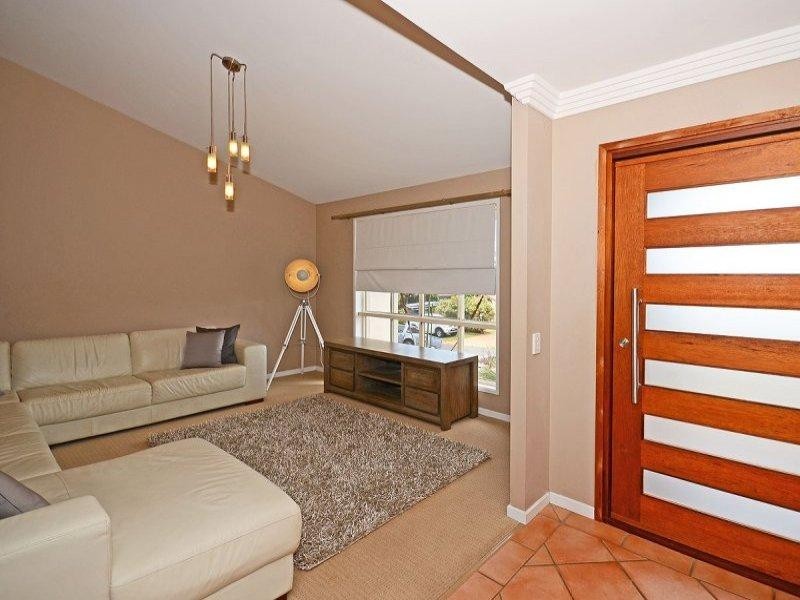 3 Faraday Court, Urraween QLD 4655