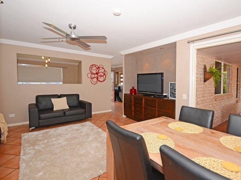 3 Faraday Court, Urraween QLD 4655