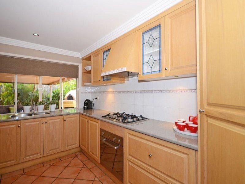 3 Faraday Court, Urraween QLD 4655