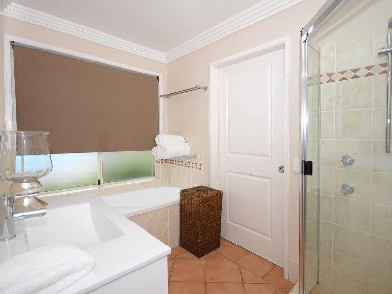 3 Faraday Court, Urraween QLD 4655