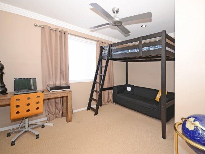 3 Faraday Court, Urraween QLD 4655