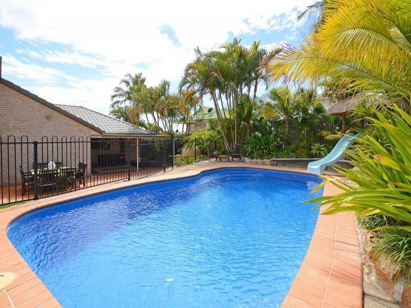 3 Faraday Court, Urraween QLD 4655