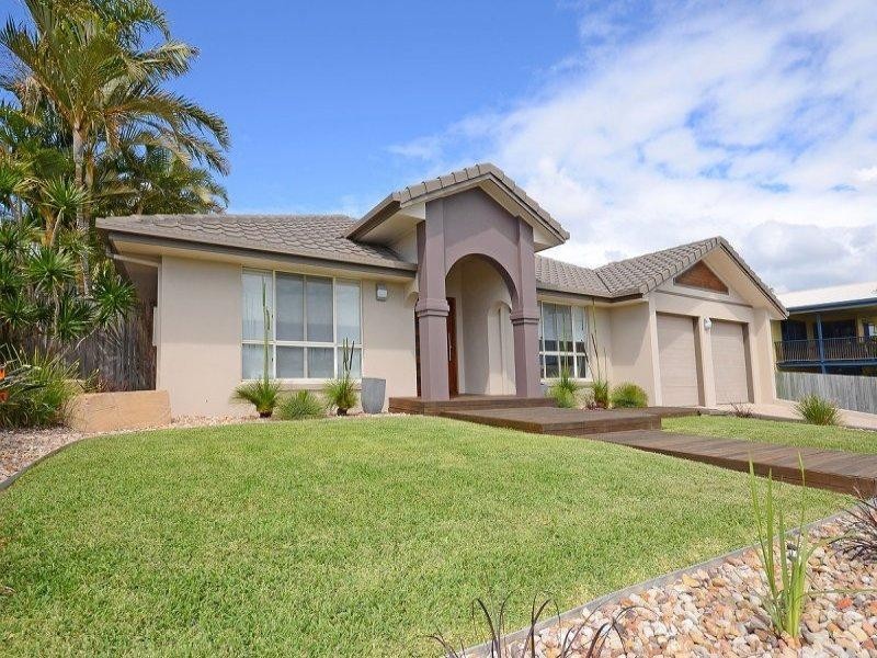3 Faraday Court, Urraween QLD 4655