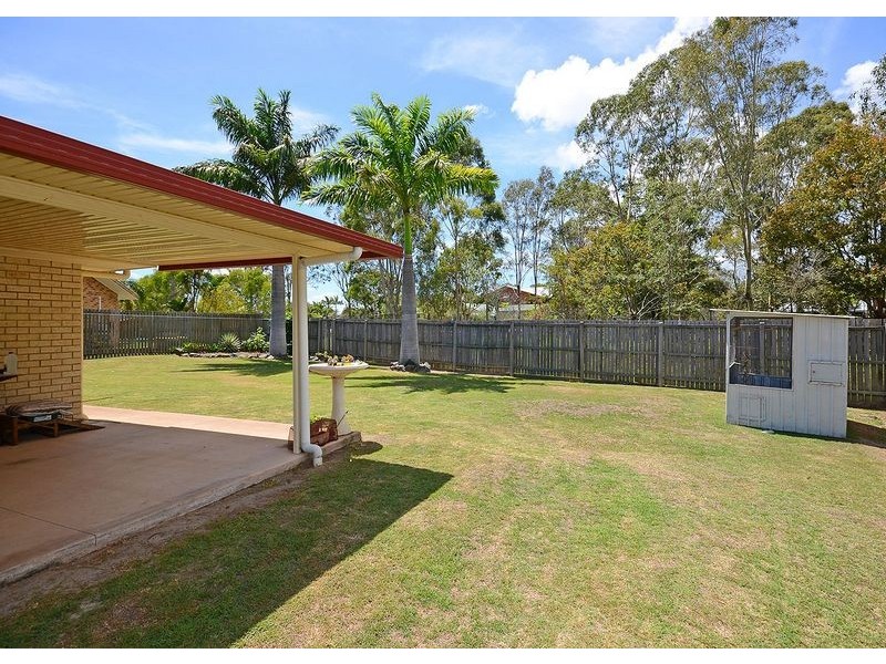 5 Coast Bay Close, Point Vernon QLD 4655