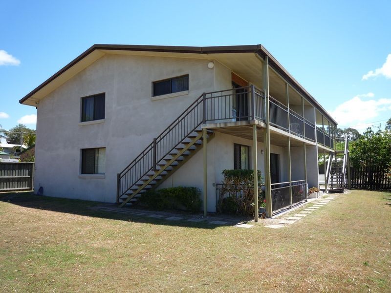 6 Lincolnfield Street, Torquay QLD 4655