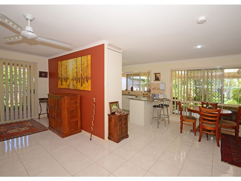11 Parkway Drive, Scarness QLD 4655