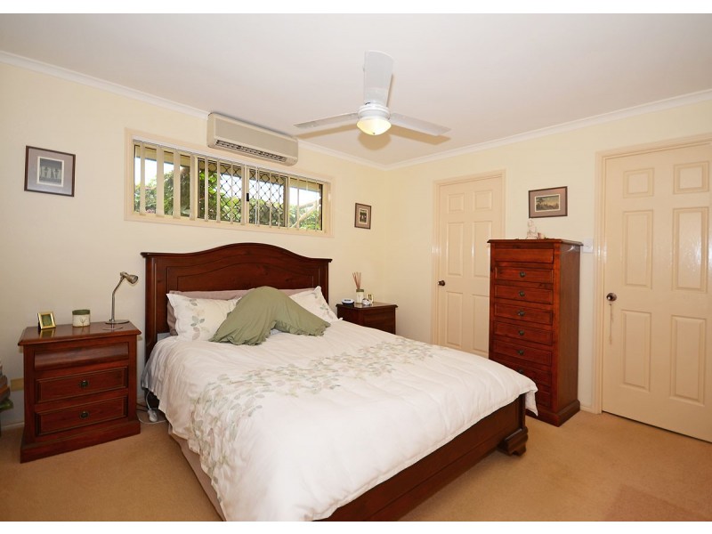 11 Parkway Drive, Scarness QLD 4655