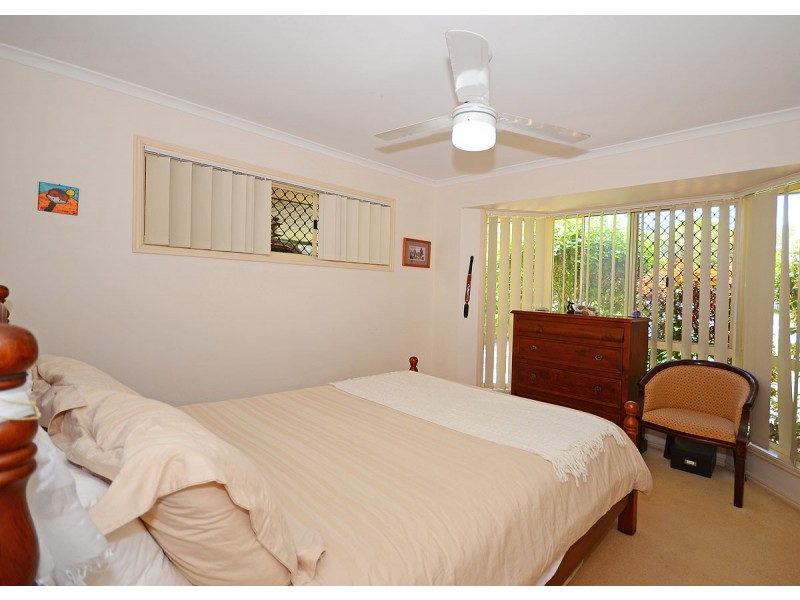 11 Parkway Drive, Scarness QLD 4655