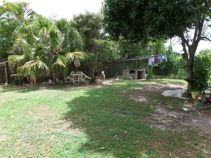 92 Bideford Street, Torquay QLD 4655