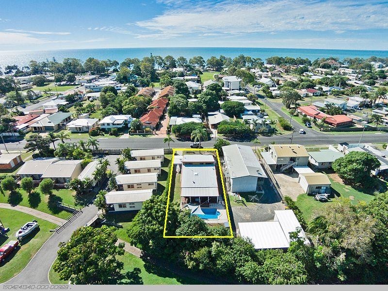 35 Truro Street, Torquay QLD 4655