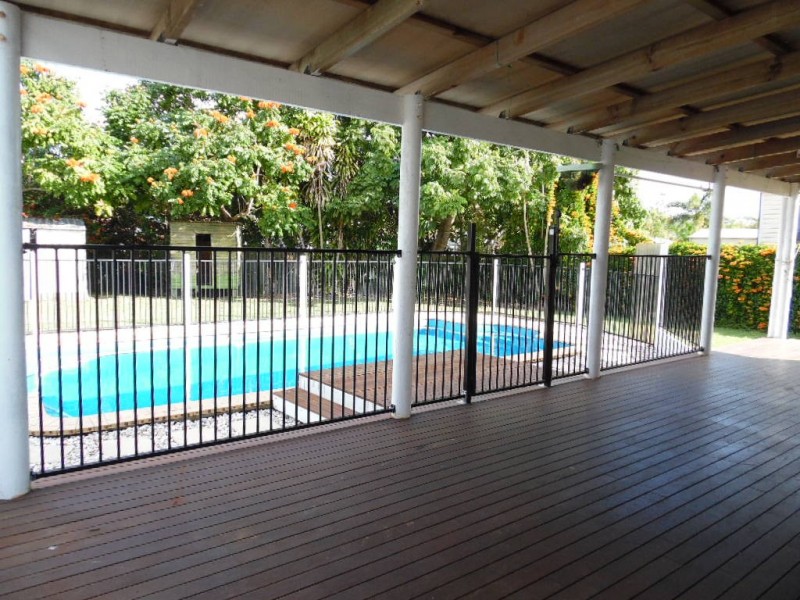 35 Truro Street, Torquay QLD 4655